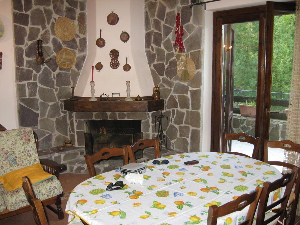 Apartmán Le Tre Rose Montagna Camigliatello Silano Pokoj fotografie
